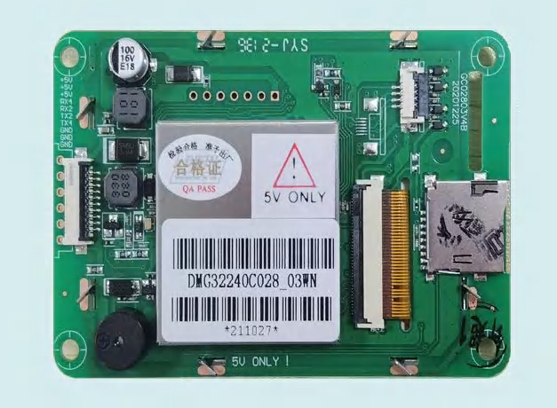 DMG32240C028_03W back